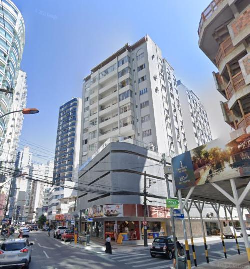 Apartamento Central Proximo Da Praia E Atlantico Shopping Balneário Camboriú Exteriör bild